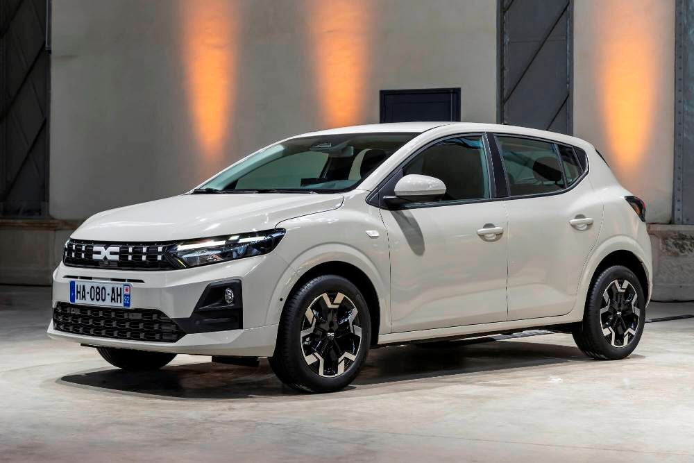 DACIA Sandero — 1