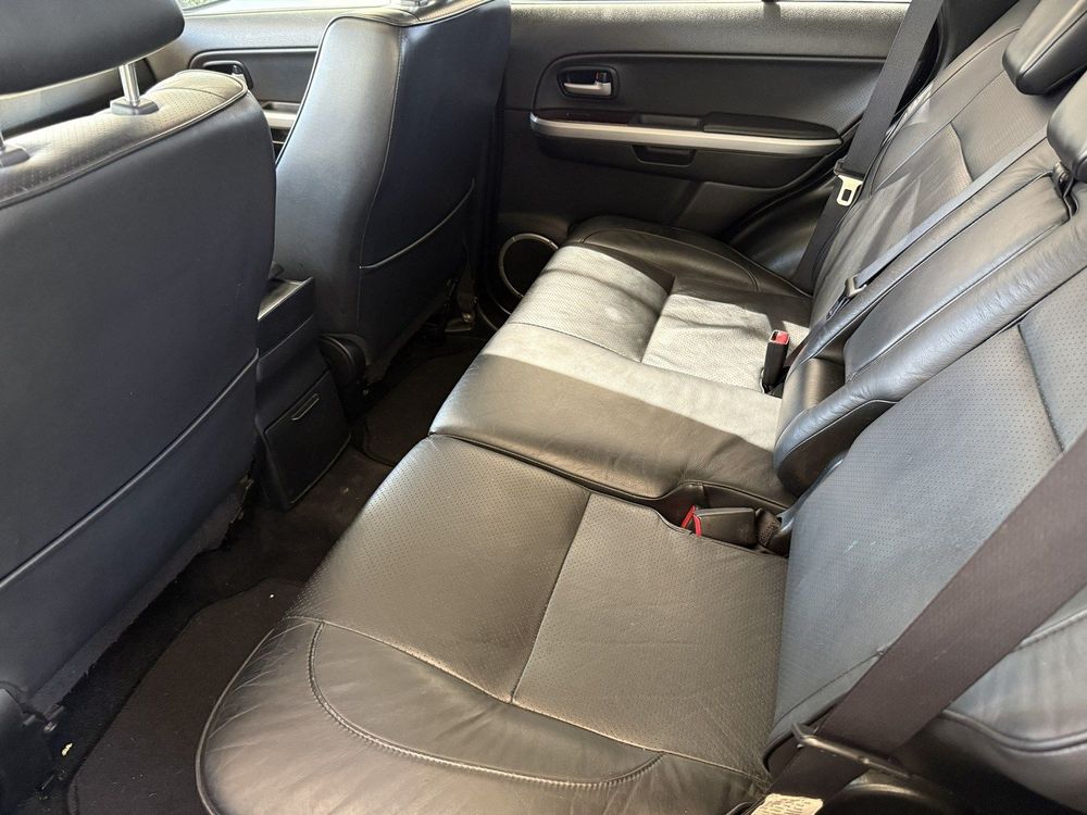 Suzuki Grand Vitara — 11