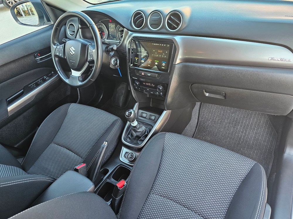 Suzuki Vitara — 11