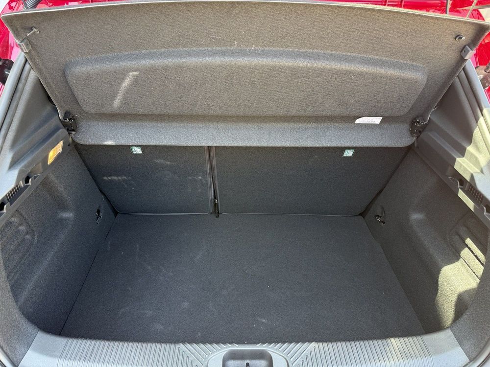 RENAULT CLIO 6 — 13