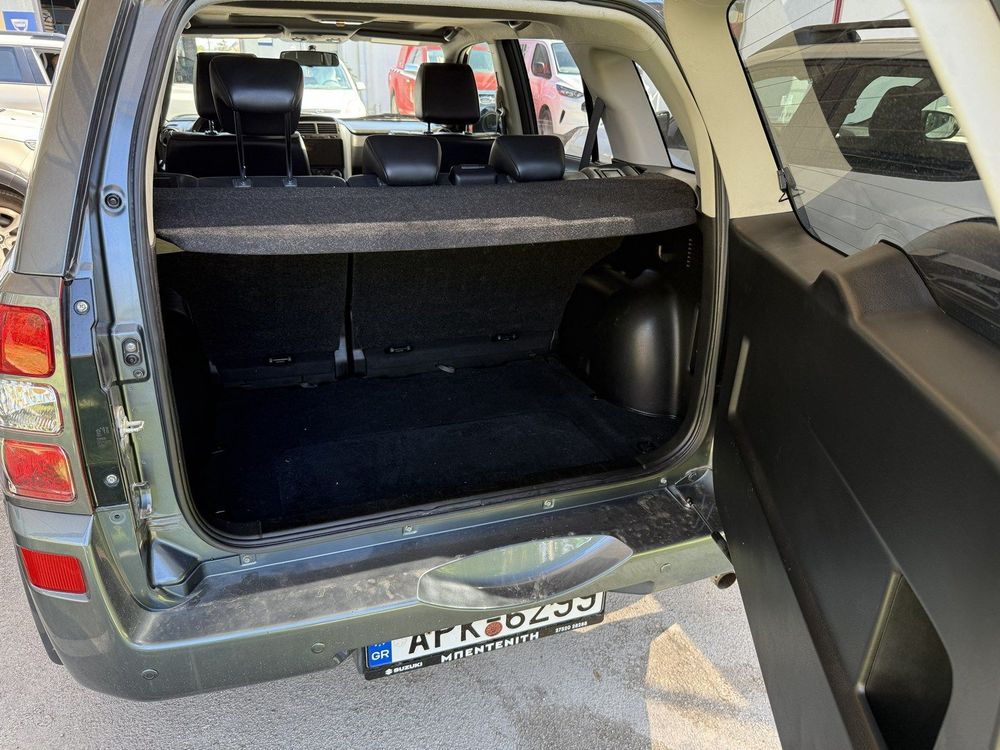 Suzuki Grand Vitara — 13
