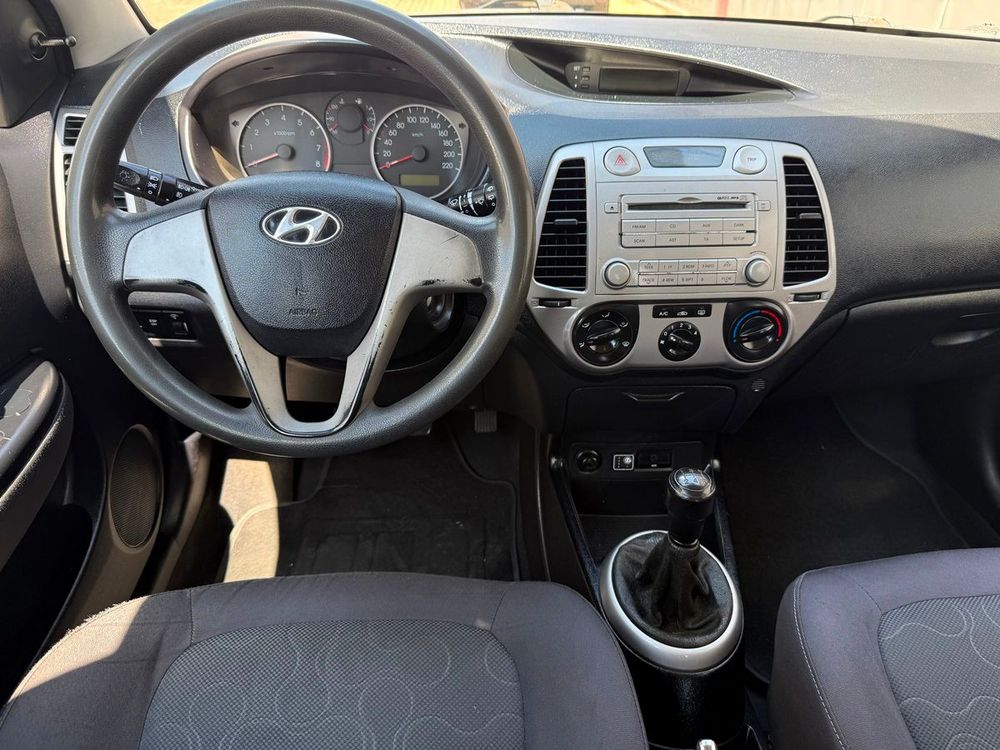 Hyundai i 20  — 15