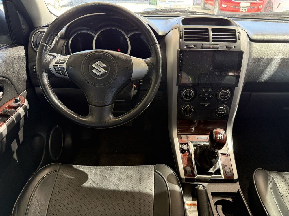 Suzuki Grand Vitara — 15