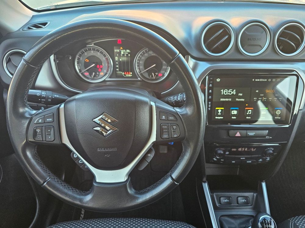 Suzuki Vitara — 17