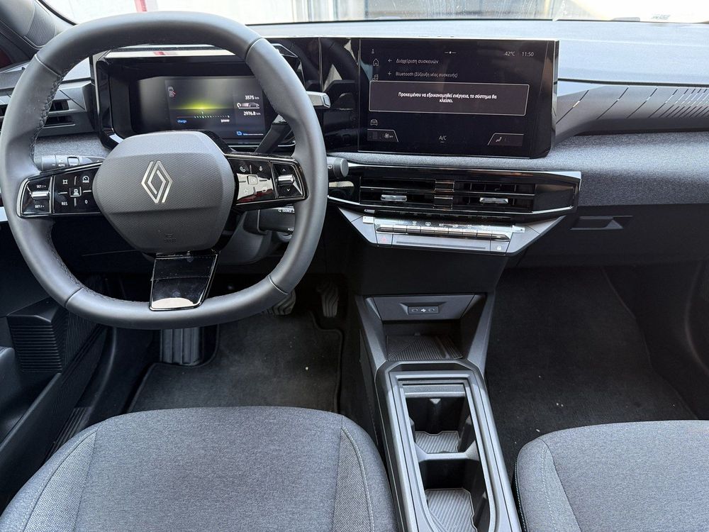 RENAULT CLIO 6 — 15