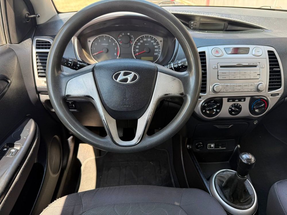 Hyundai i 20  — 16