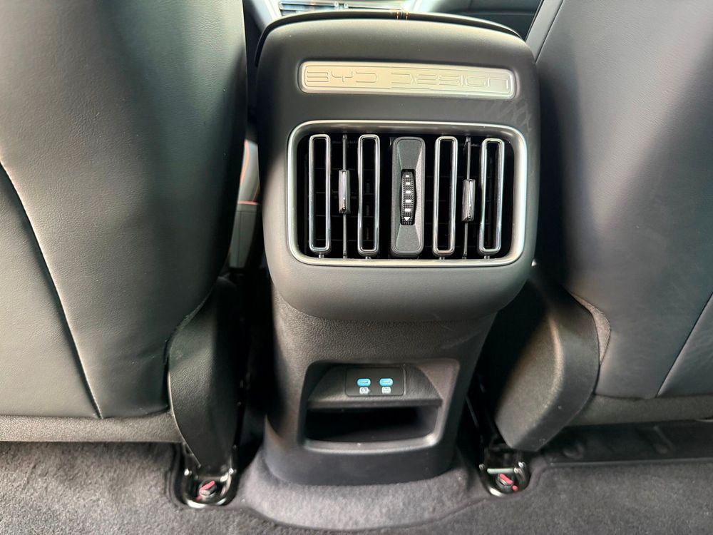 Byd Sealion 5  — 16