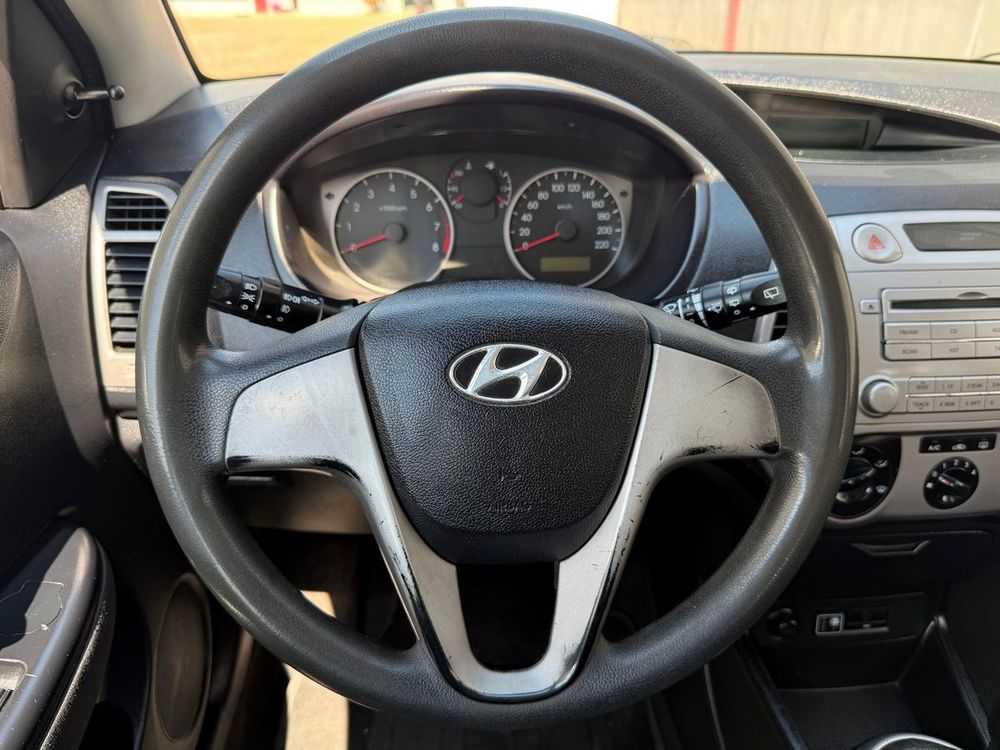 Hyundai i 20  — 17