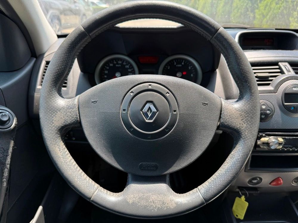 Renault Megane  — 18