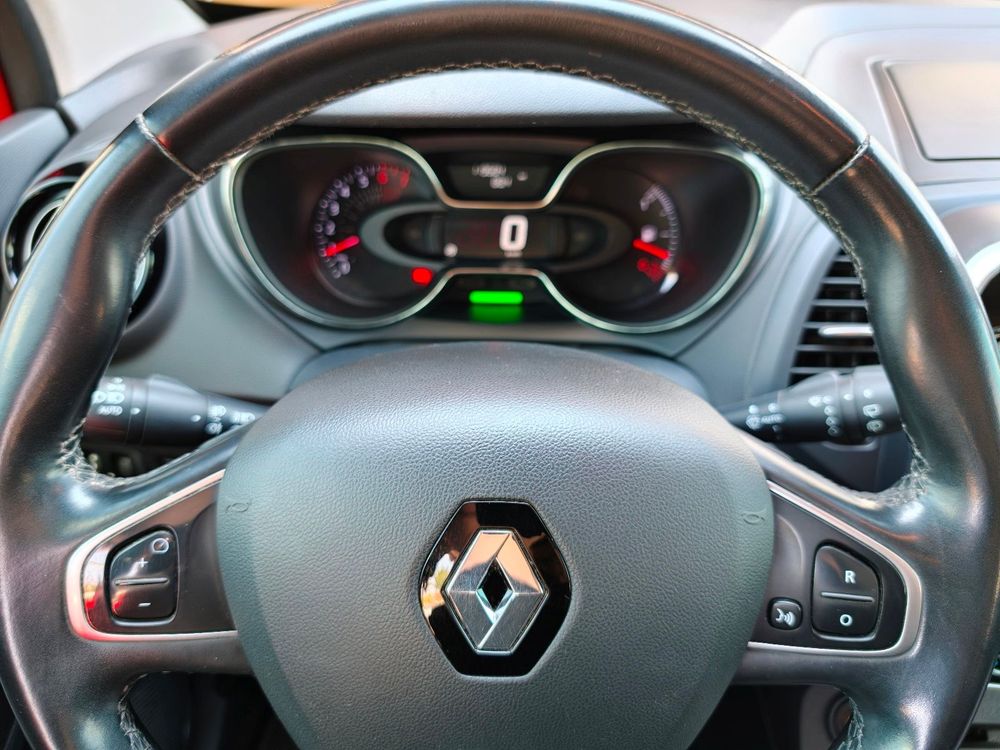 Renault Captur — 18