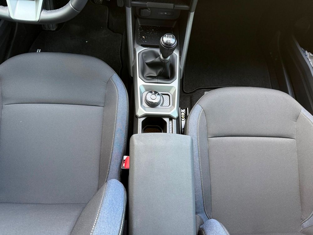 Dacia Bigster  — 16