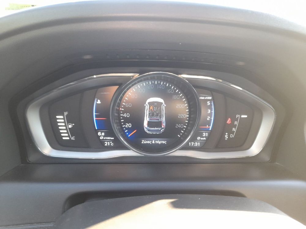 Volvo XC 60 — 17