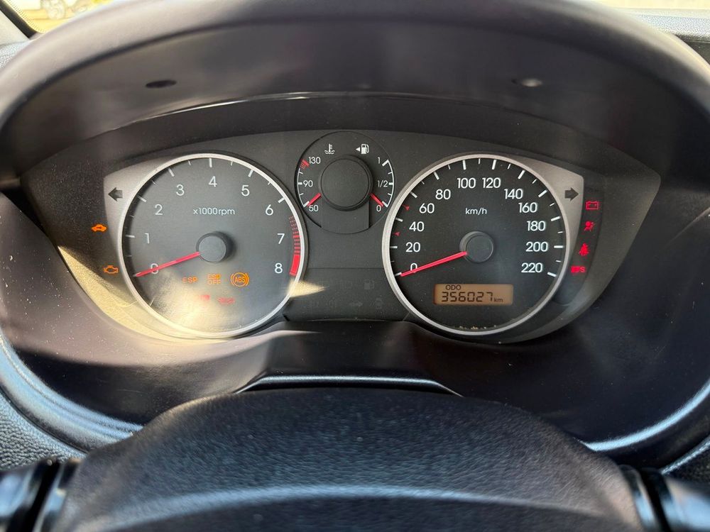 Hyundai i 20  — 19