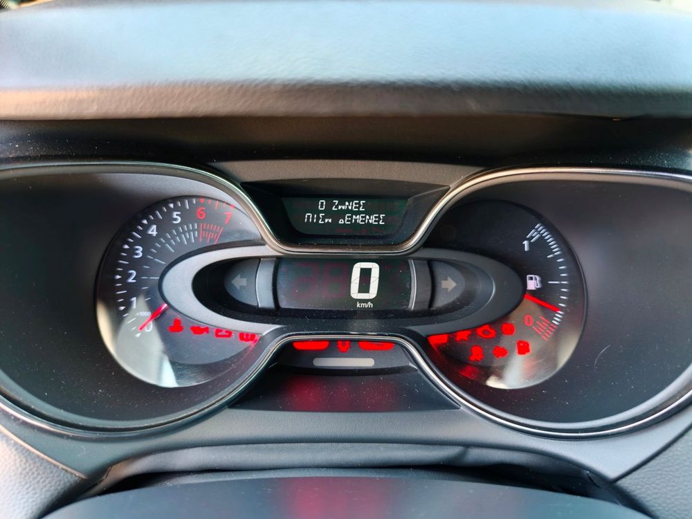 Renault Captur — 19