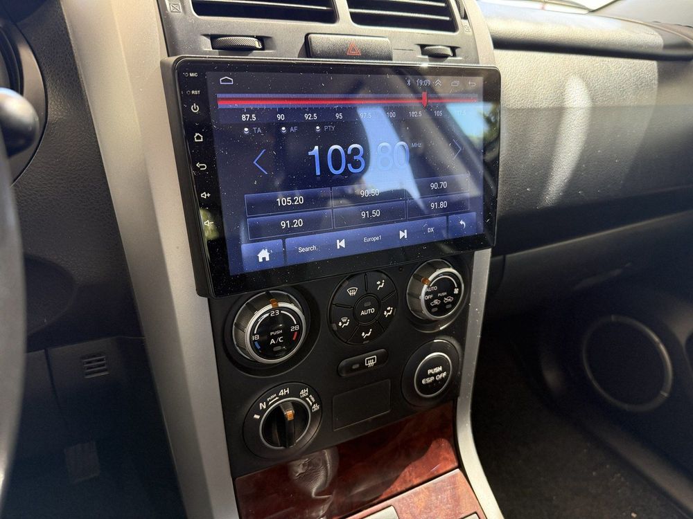 Suzuki Grand Vitara — 20