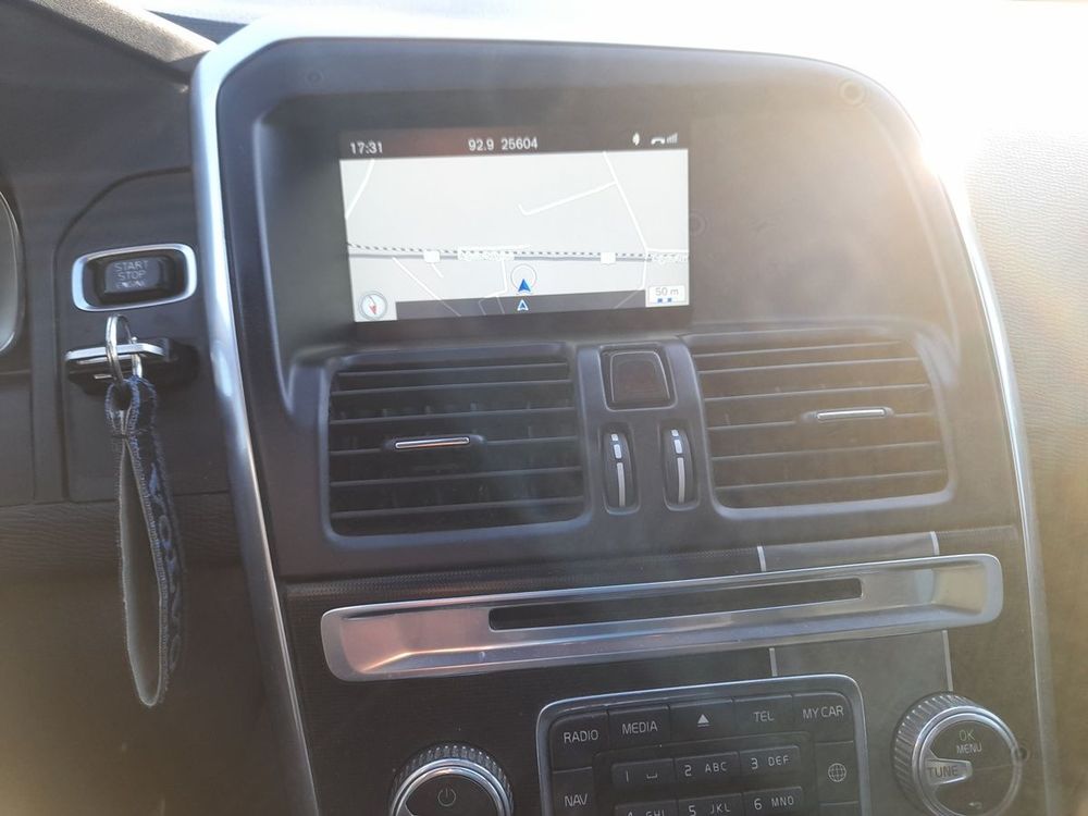 Volvo XC 60 — 19