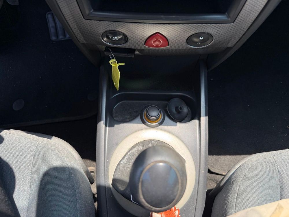 Renault Megane  — 22