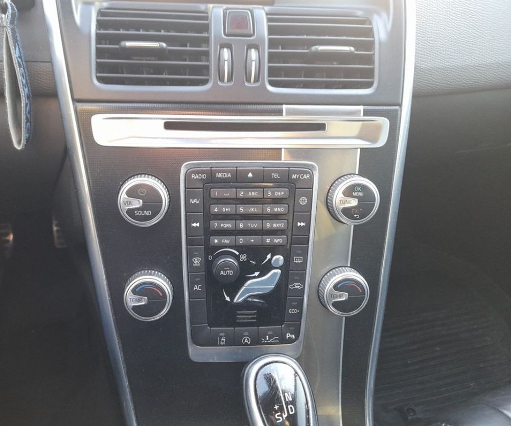 Volvo XC 60 — 20