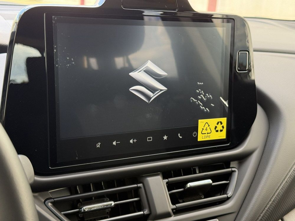 Suzuki S-cross — 21