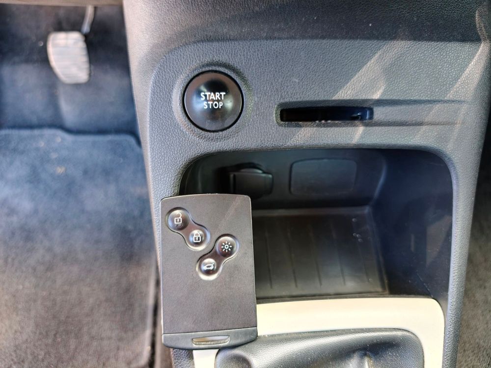 Renault Captur — 25