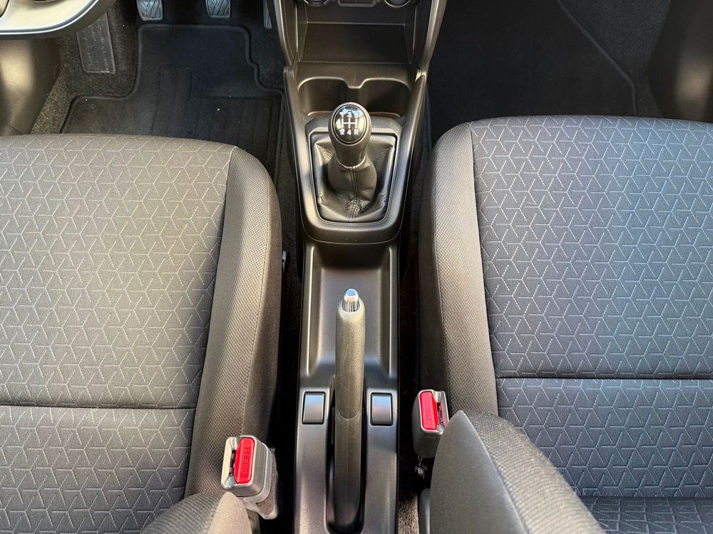 Suzuki Swift  — 24
