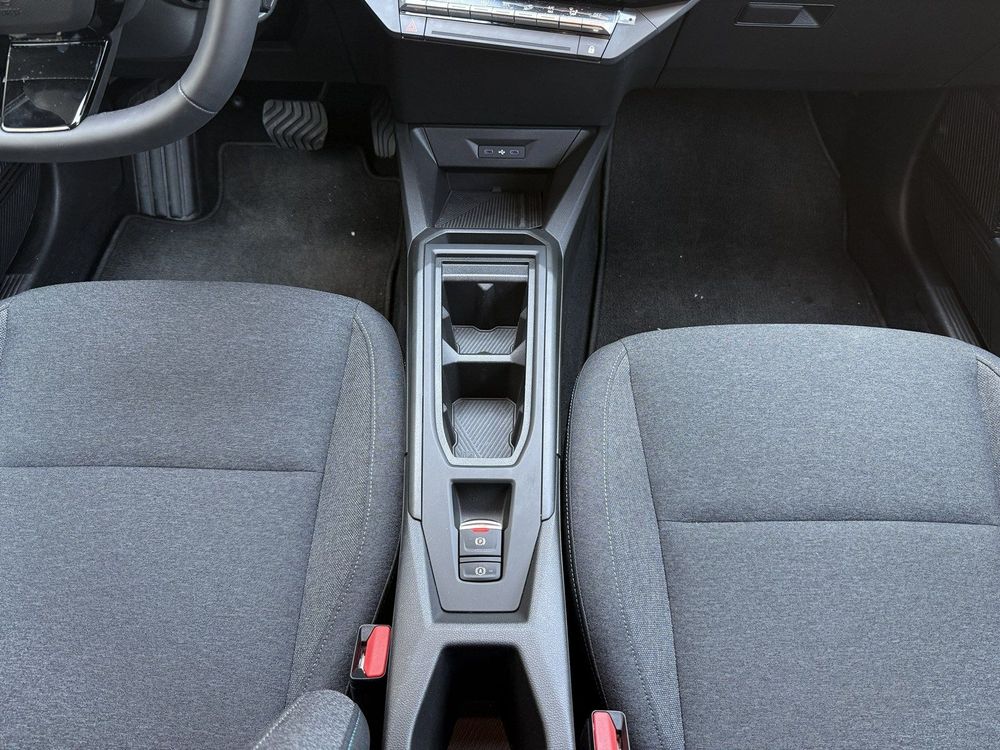 RENAULT CLIO 6 — 26