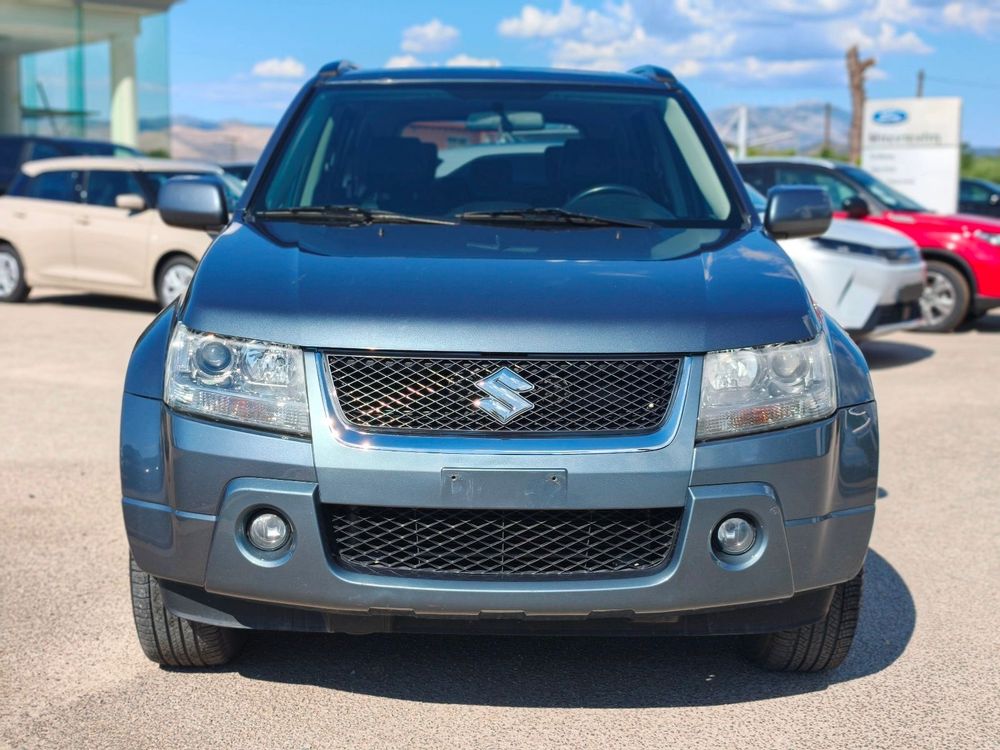 Suzuki Grand Vitara — 2