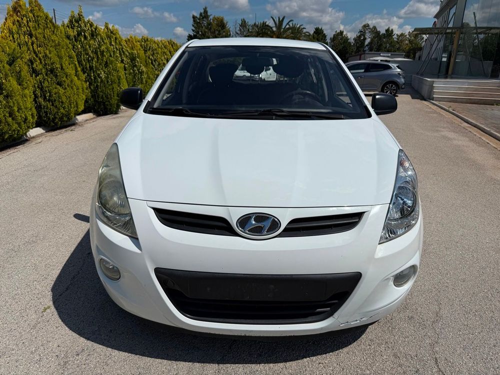 Hyundai i 20  — 2