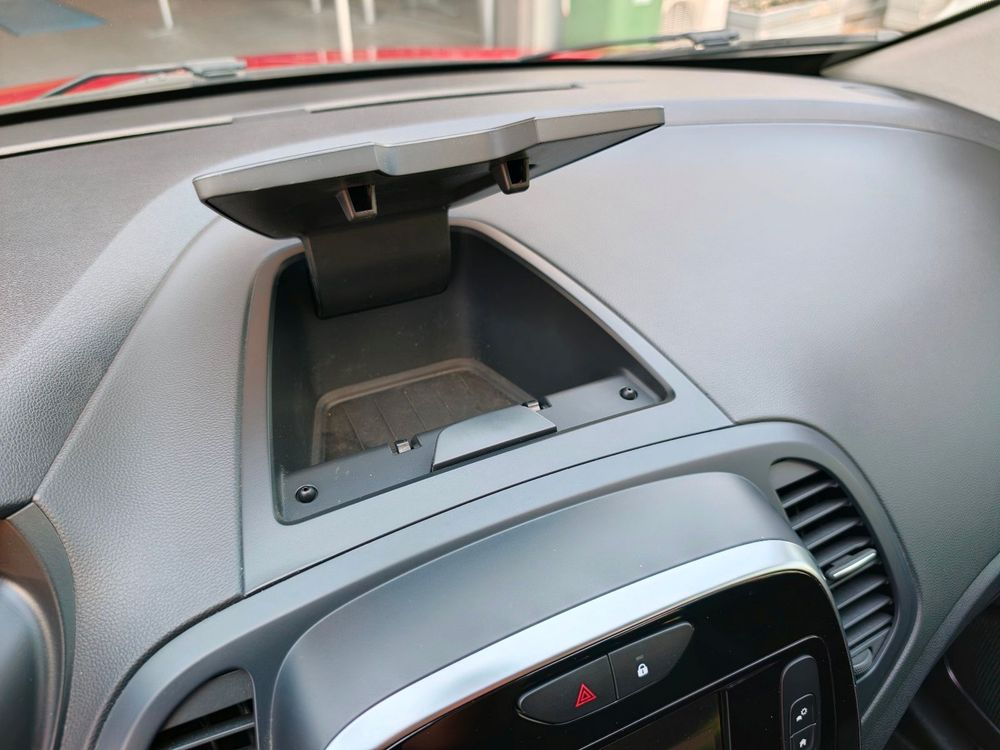 Renault Captur — 32