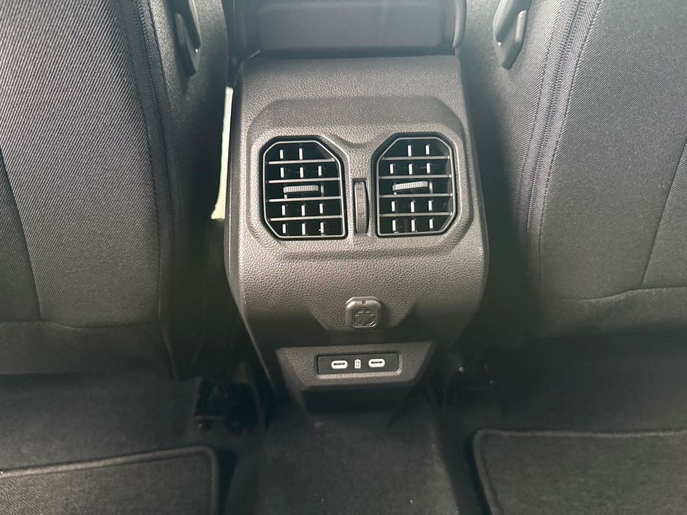 Dacia Bigster — 35