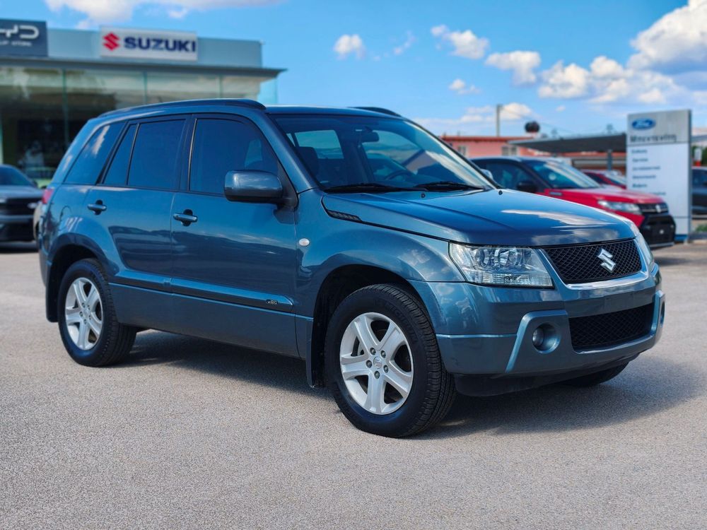 Suzuki Grand Vitara — 3