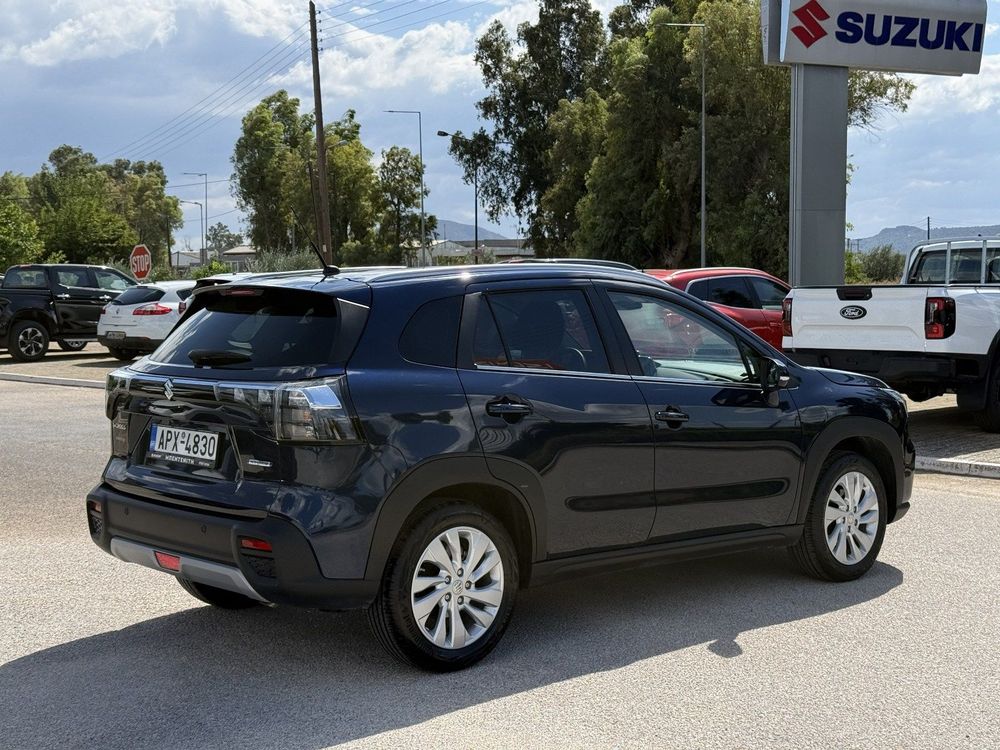 Suzuki S-cross — 5