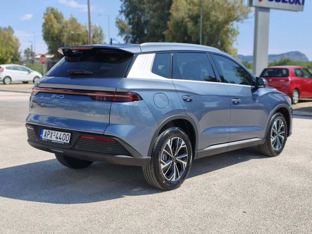 Byd Sealion 5  — 5