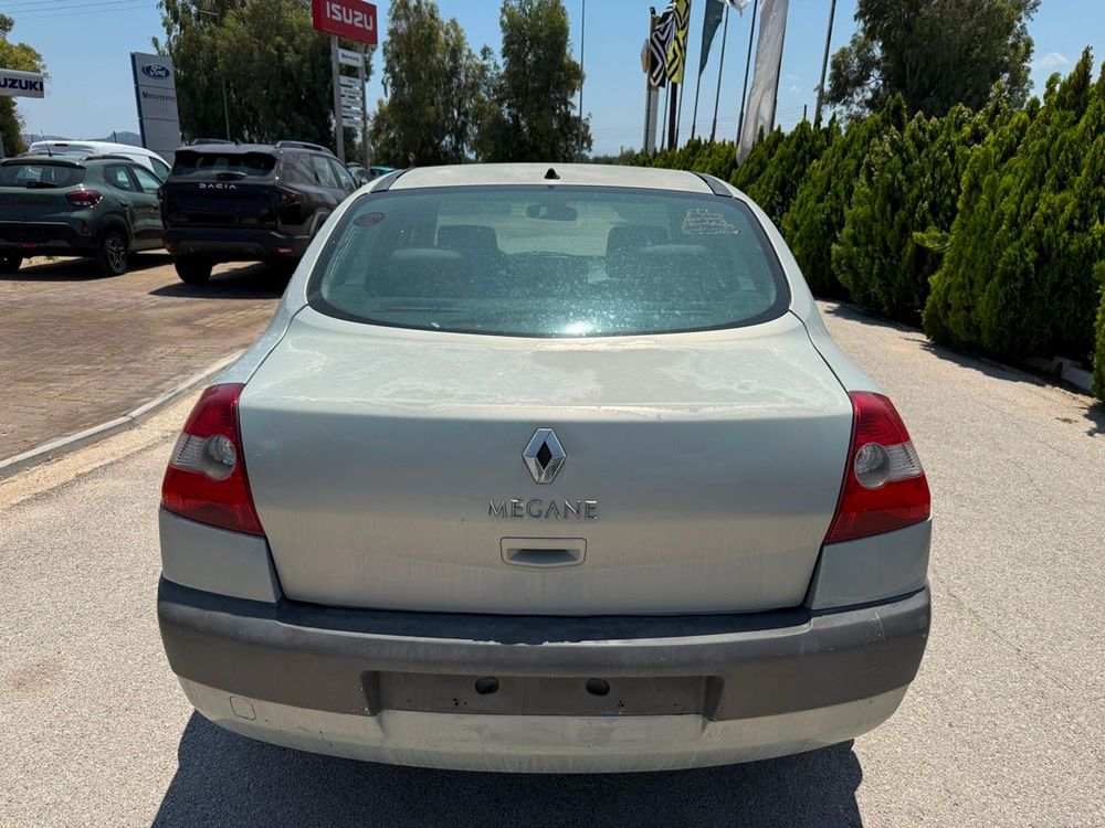 Renault Megane  — 6