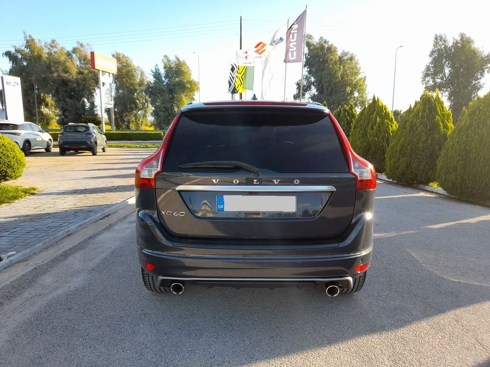 Volvo XC 60 — 6
