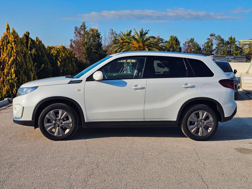 Suzuki Vitara — 8