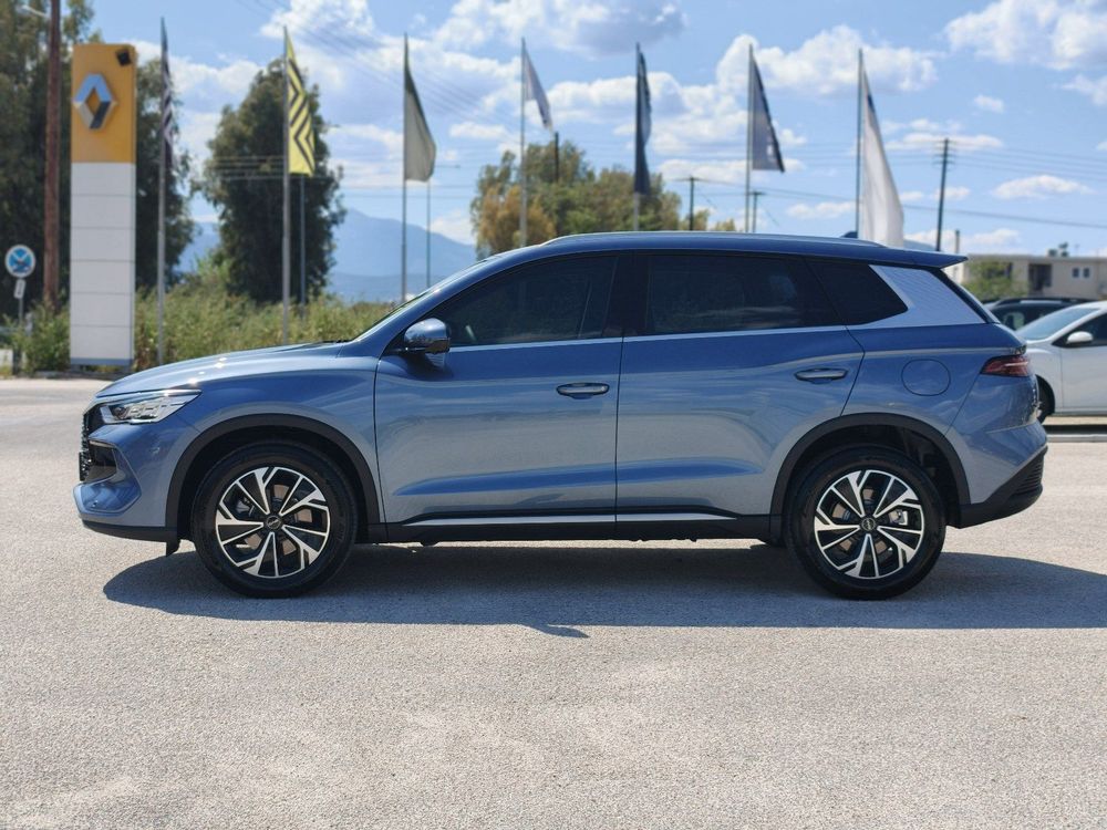 Byd Sealion 5  — 8