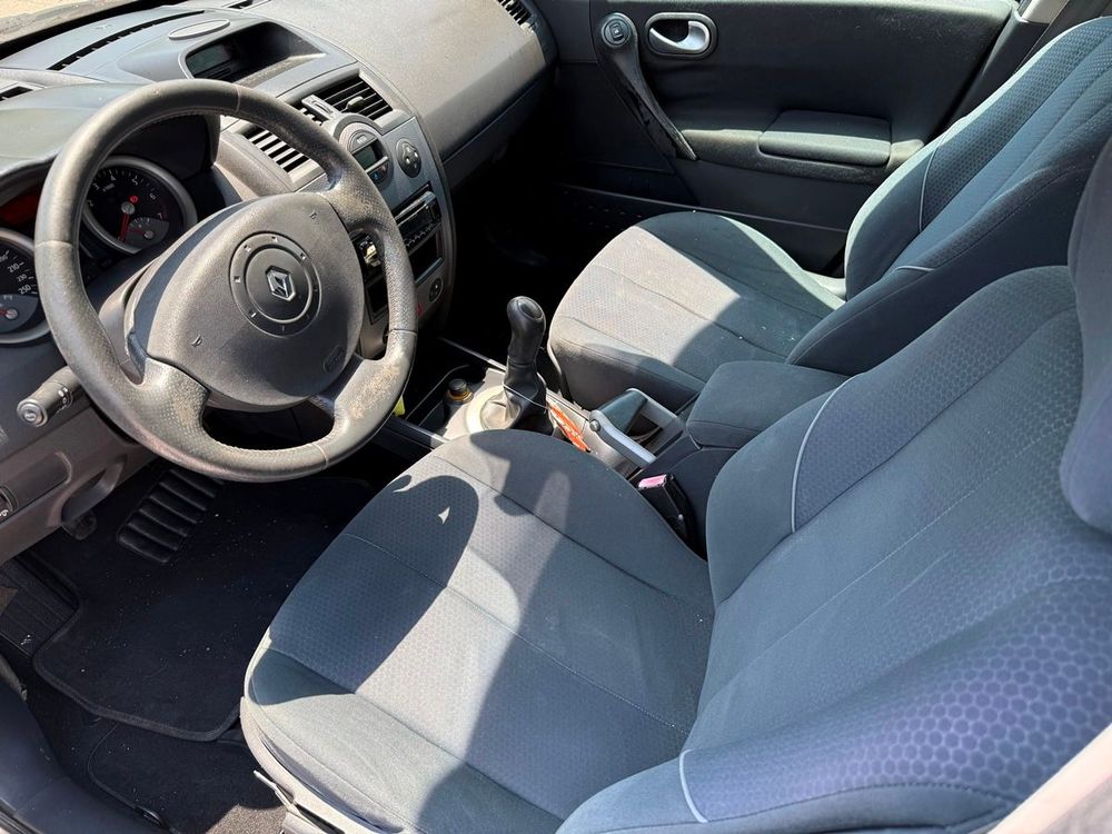 Renault Megane  — 9